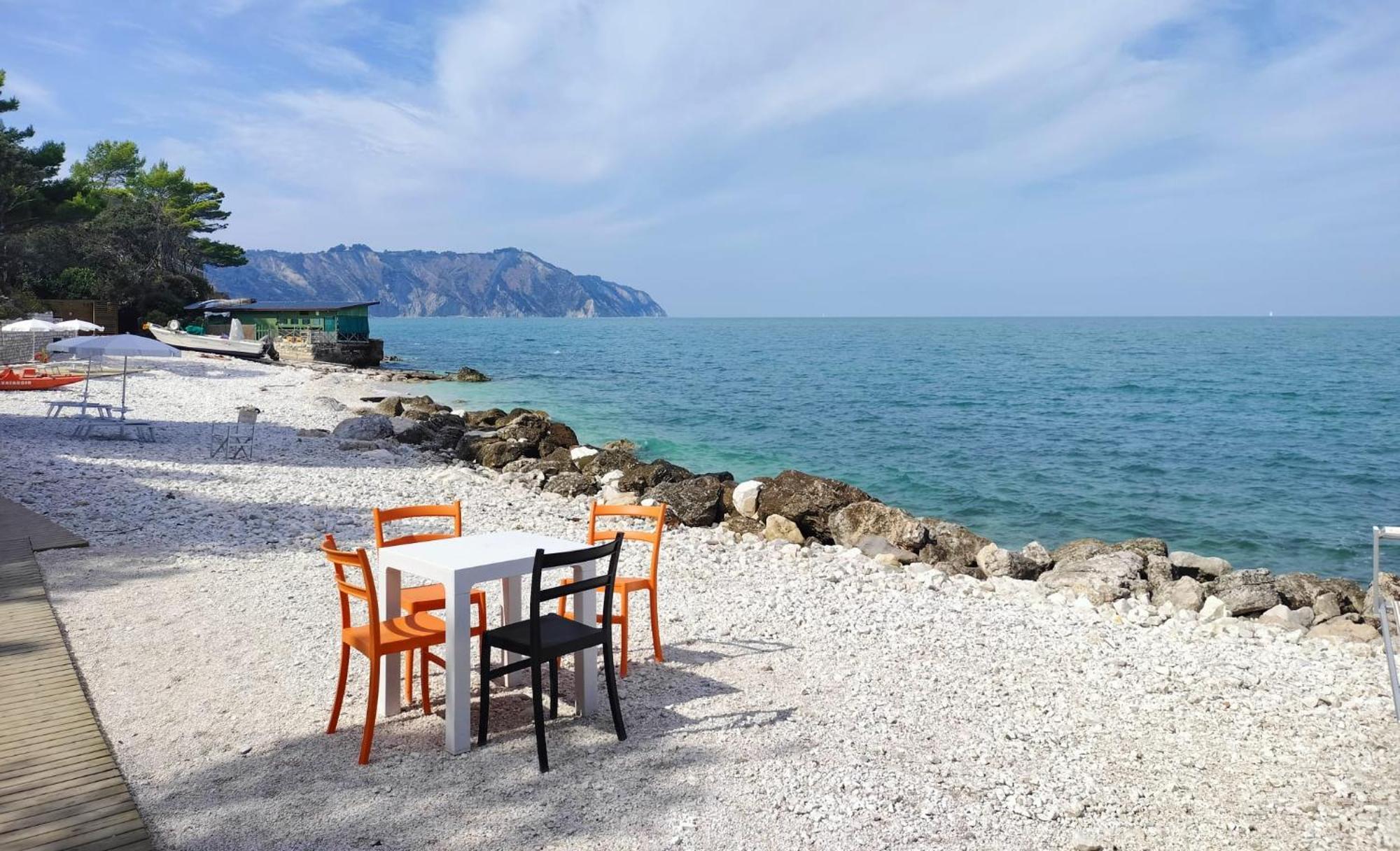 Mansarda DaSy Ancona Bagian luar foto