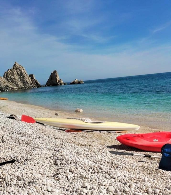 Mansarda DaSy Ancona Bagian luar foto